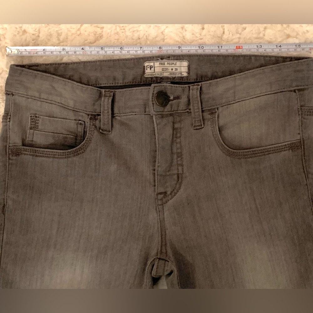 Free People Women’s Gray Denim Skinny Jeans • Sz. W 28 - Picture 10 of 13
